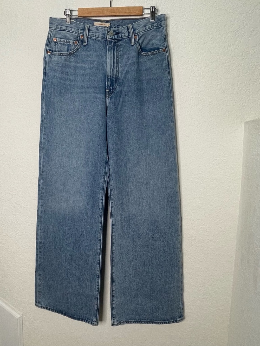 Levi's Premium Ribcage Wide Leg Jeans Women's 31 High Rise Blue A6081-0002
